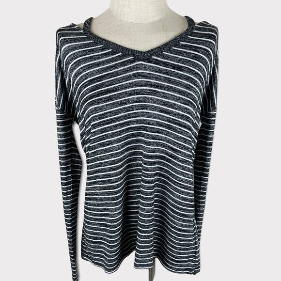 GAP Womens Small Tall Black Gray White Stripe Shirt Long Sleeve - Picture 2 of 10